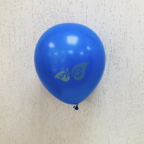 Синие воздушные шарики
